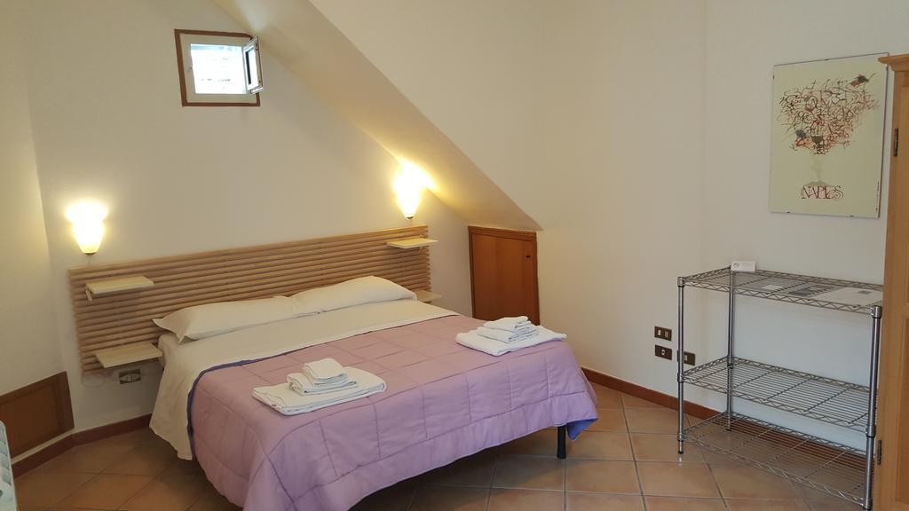 Bed And Breakfast I Vicoletti Di Napoli ภายนอก รูปภาพ