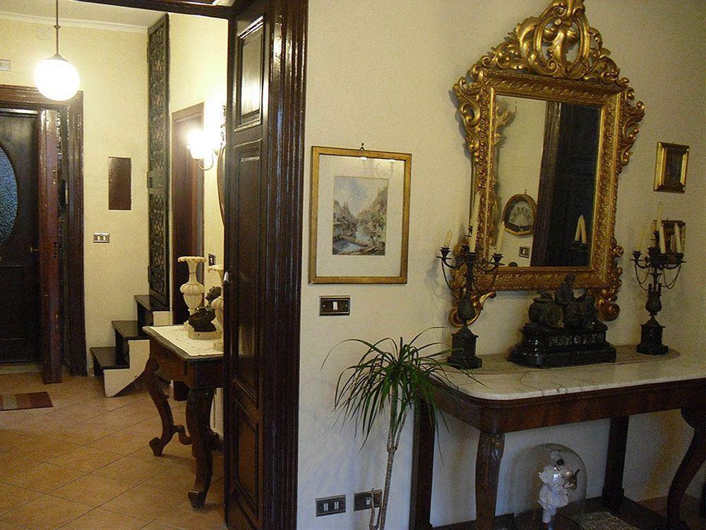 Bed And Breakfast I Vicoletti Di Napoli ภายนอก รูปภาพ